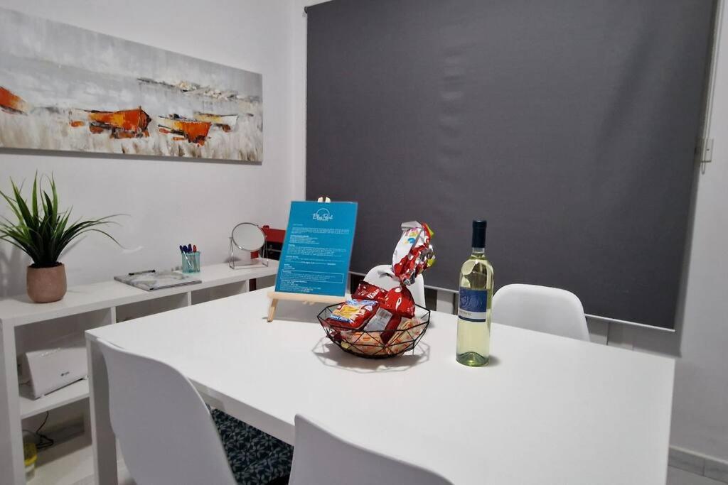 דירה Blue Pearl, Seaside Aprtm With Pool At Latchi Marina *